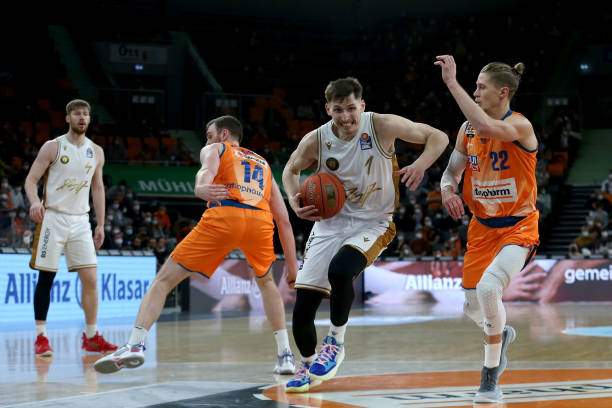 封堵了对手 封堵了对手